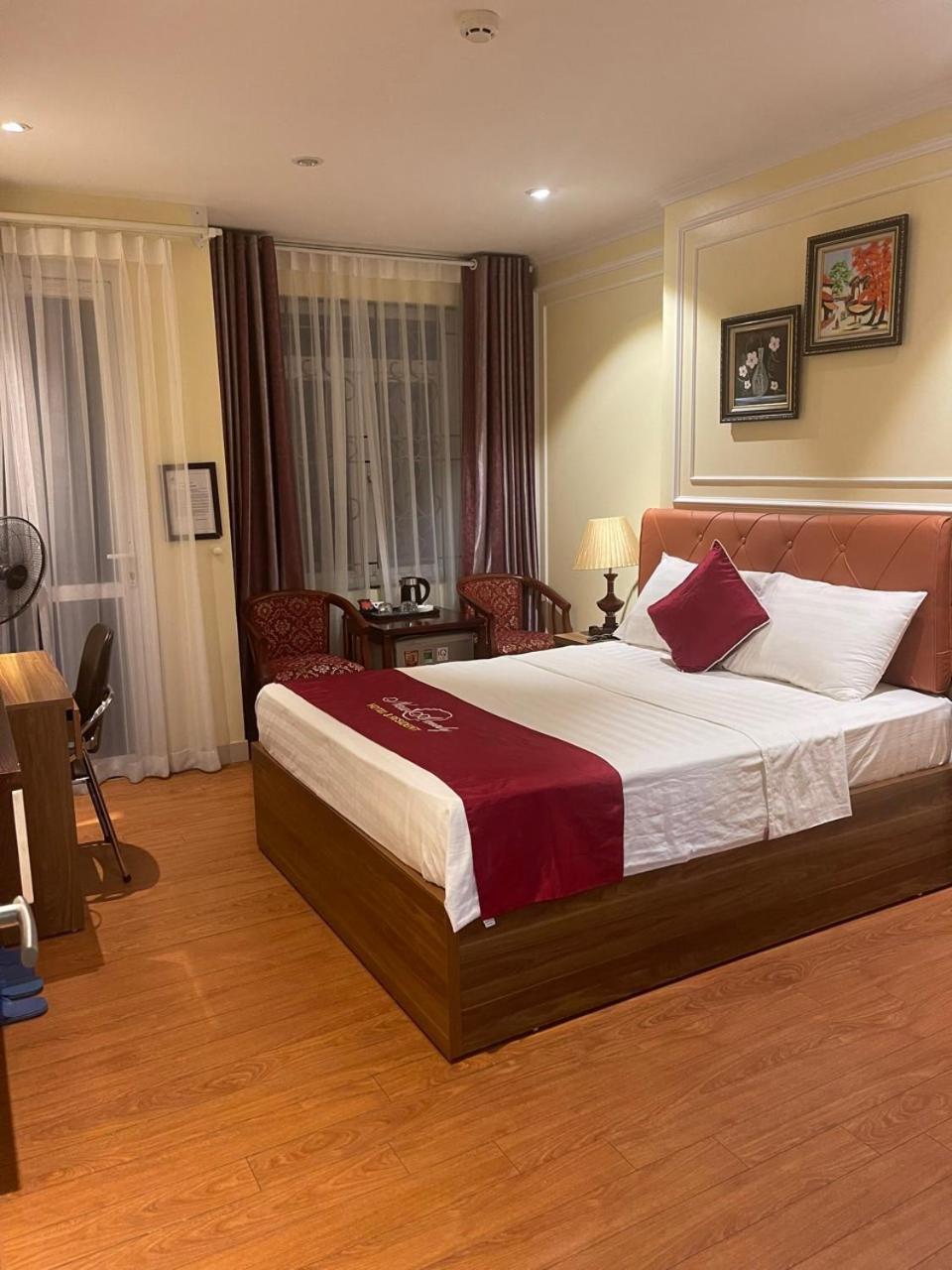 New Amely Hotel Ханой Екстериор снимка