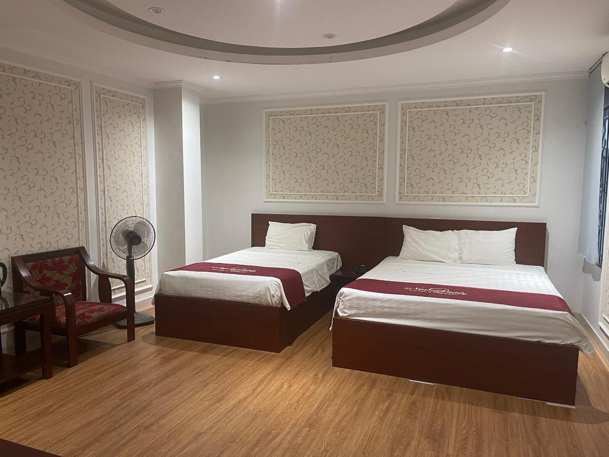 New Amely Hotel Ханой Екстериор снимка